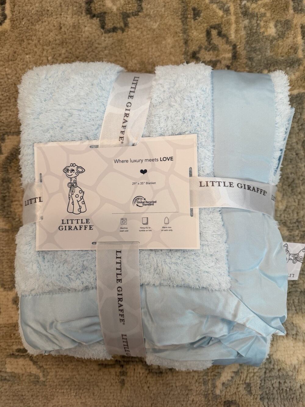 Little Giraffe Baby Blanket Light Blue Chenille Satin Trim 29 x 35 NWT $95